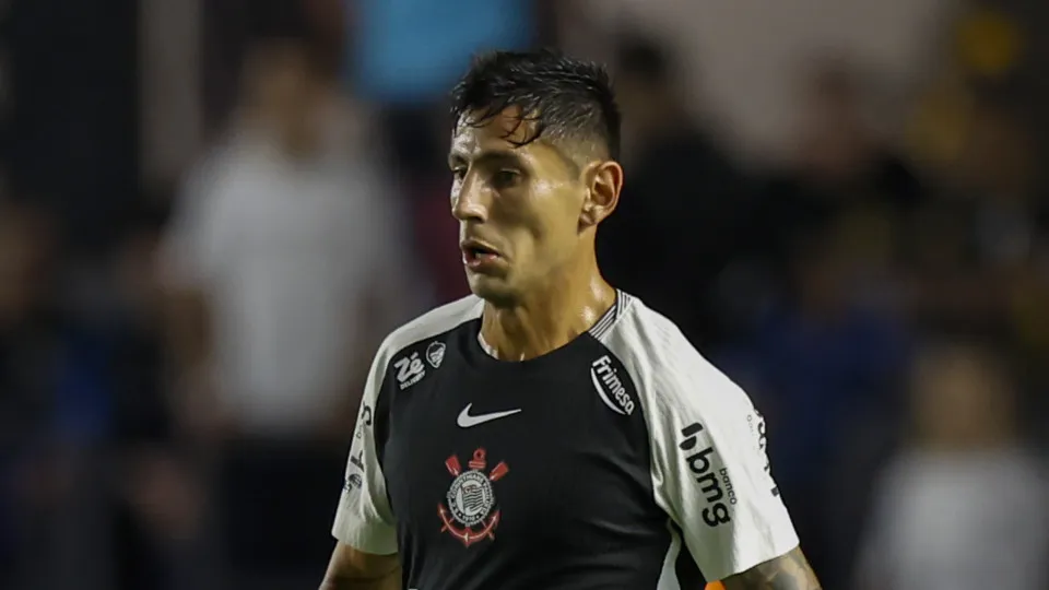 Angileri se frustra com silêncio do Corinthians em negociação por renovação