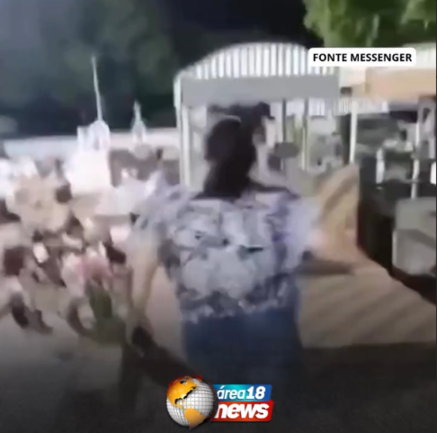  VÍDEO MOSTRA HOMEM CAMINHANDO ENTRE TÚMULOS E VIOLANDO POSSÍVEIS OFERENDAS EM CEMITÉRIO DE LAVÍNIA; VEJA VÍDEO