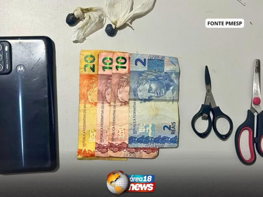FLAGRANTE DO TRÁFICO: POLÍCIA MILITAR PRENDE SUSPEITO EM PONTO CONHECIDO DE VENDA DE DROGAS EM PENÁPOLIS