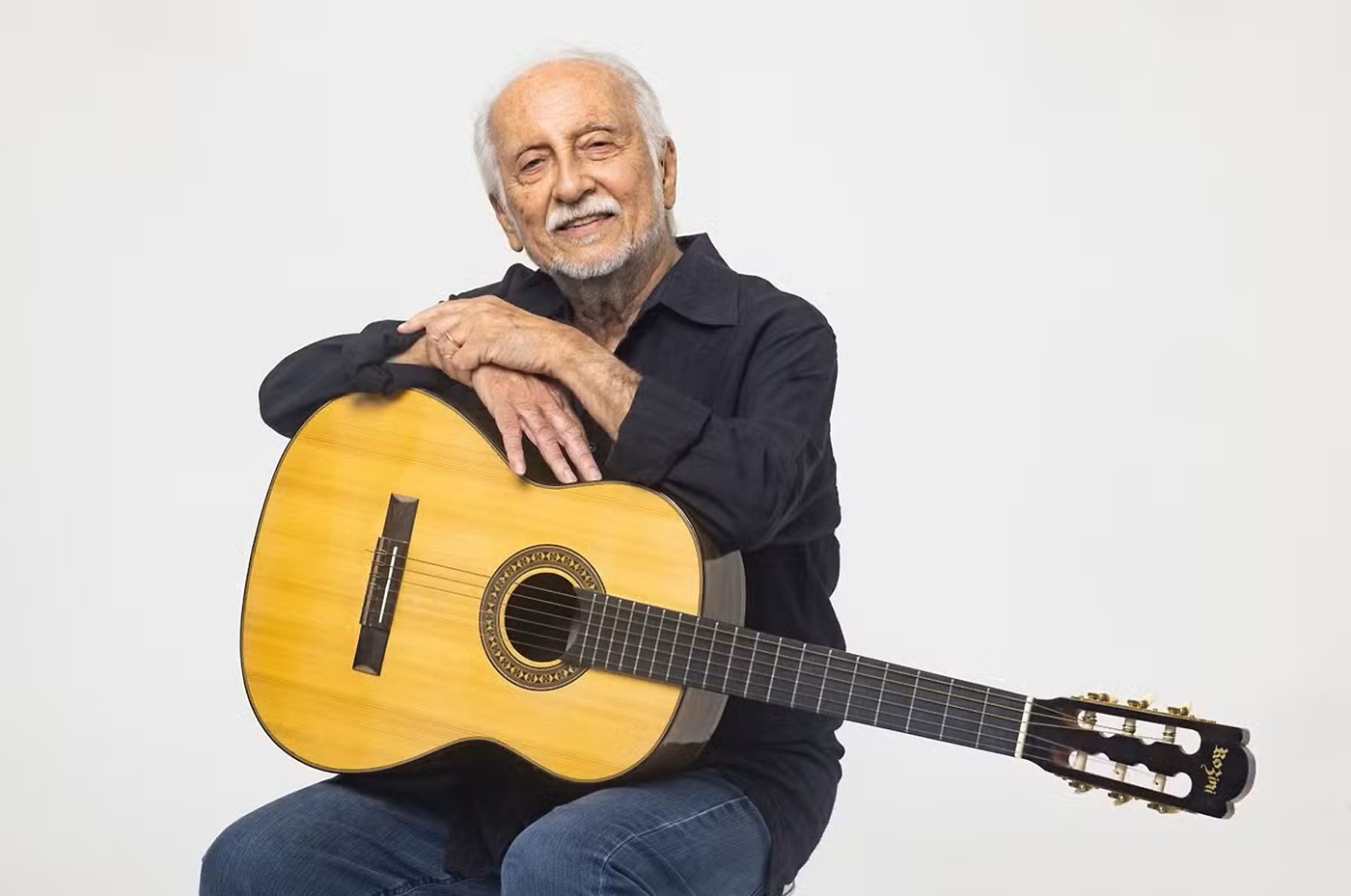 Roberto Menescal ganha songbook e documentário nos 90 anos em 2027