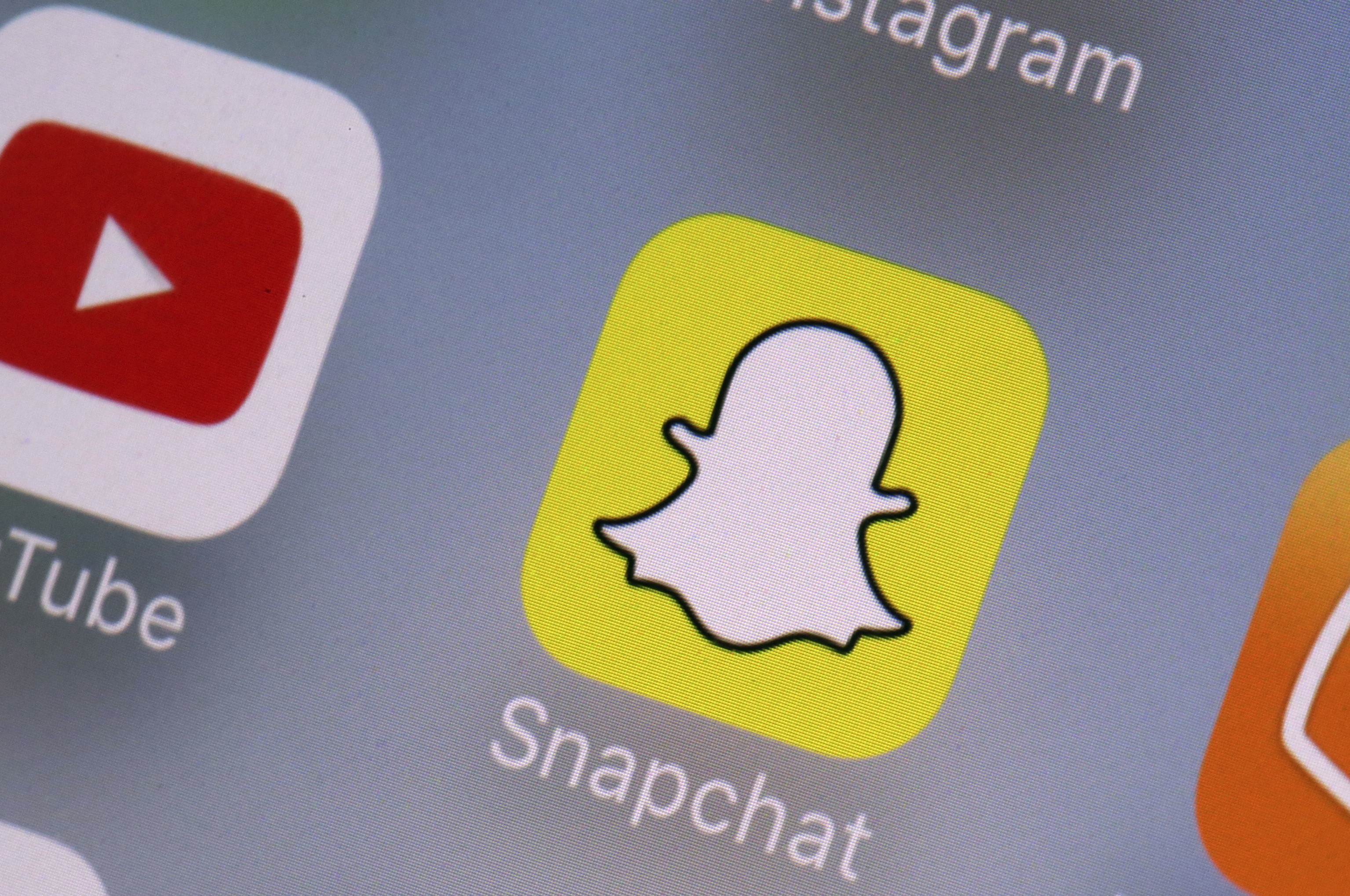 Snapchat é alvo de investigação da UE por suposta falha ao prevenir aliciamento de menores