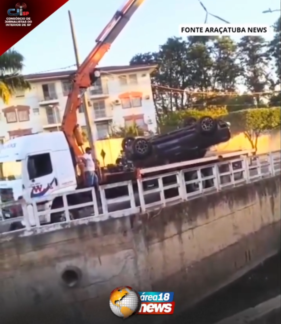 GUINCHO ESTOURA E CAMINHONETE CAI DE PONTA-CABEÇA DURANTE RETIRADA DO CÓRREGO EM BIRIGUI