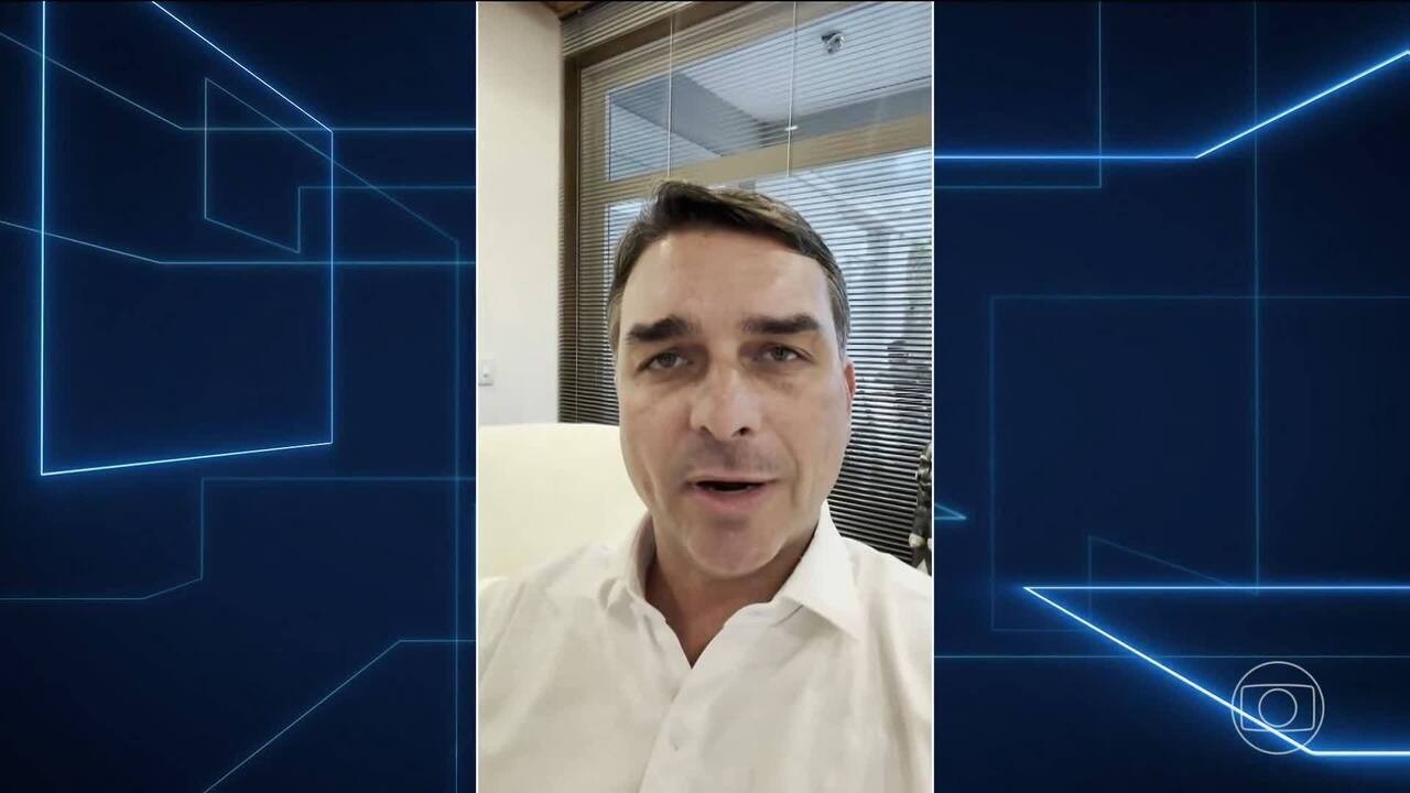 Vazamento 'bombástico' ameaça candidatura de Flávio Bolsonaro, diz a revista The Economist