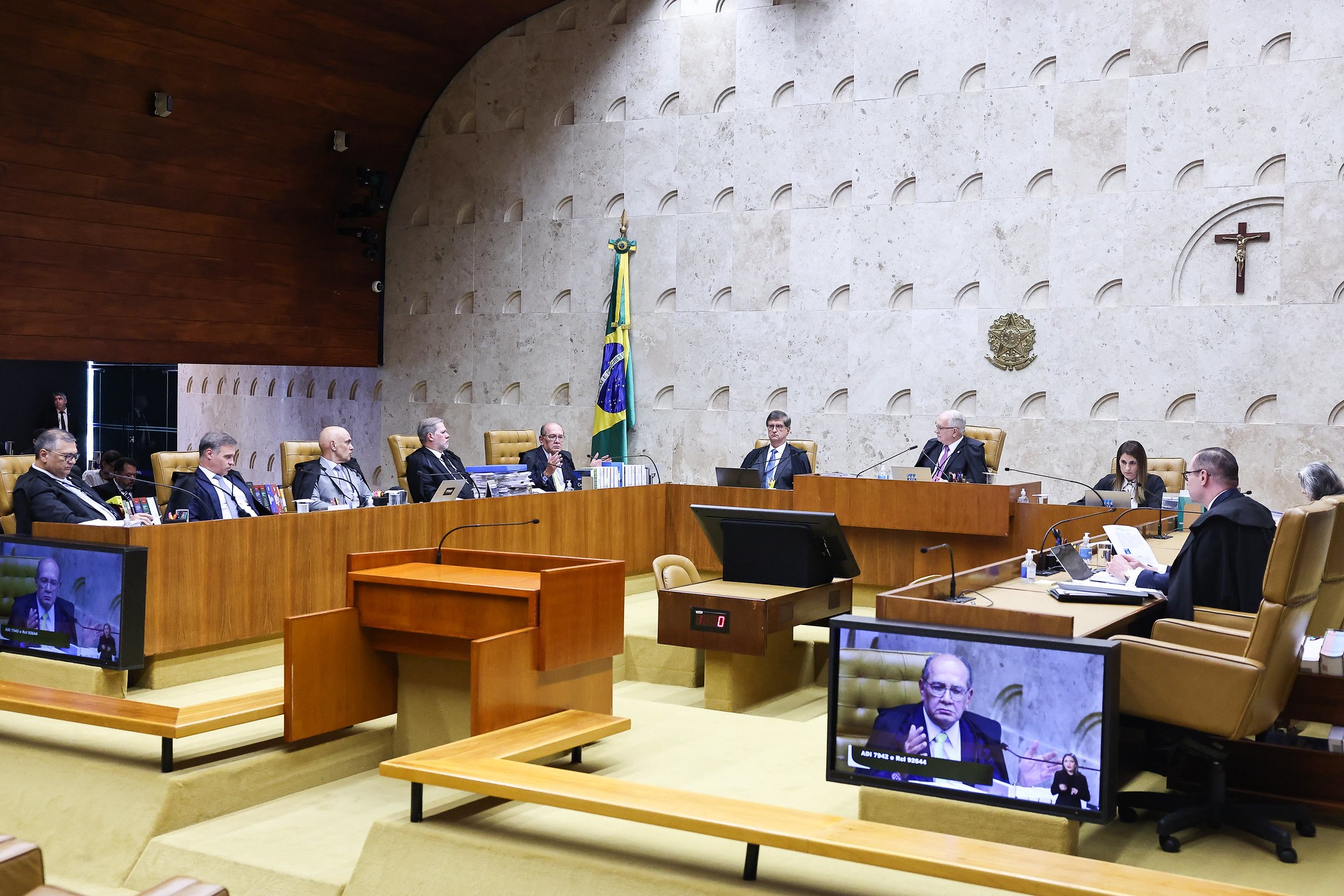 STF derruba exigência de idade mínima para aposentadoria especial de quem trabalha em atividades insalubres; entenda
