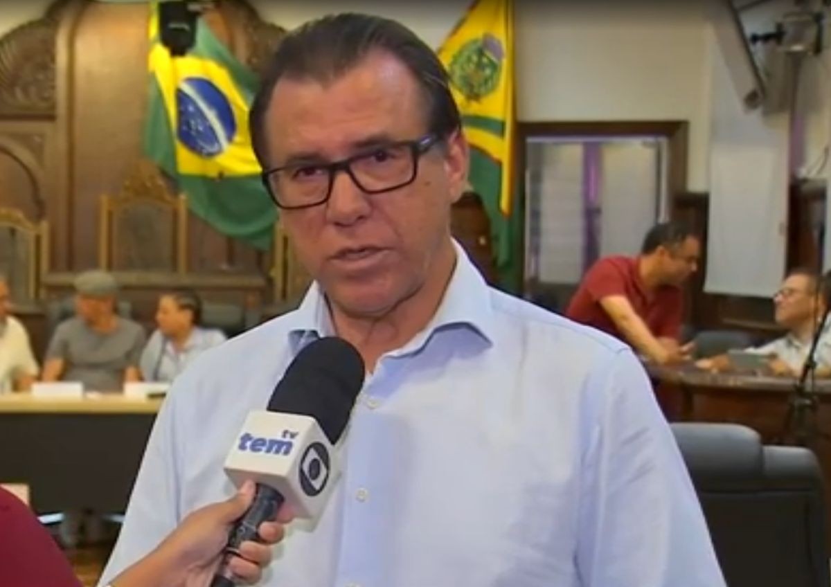 Ministro do Trabalho diz que, se fosse Lula, substituiria Jaques Wagner na liderança do governo