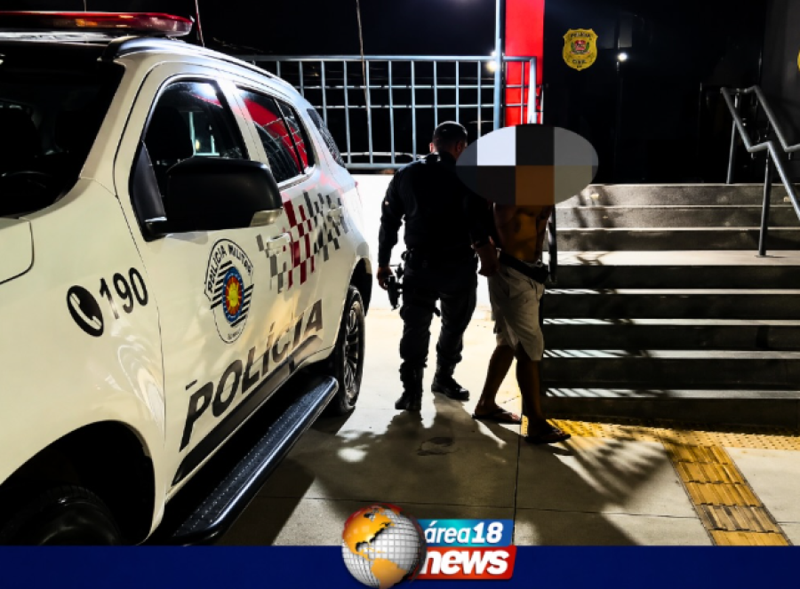 ROCAM FECHA PONTO DE TRÁFICO E PRENDE HOMEM NO BAIRRO BARBAROTTO, EM ANDRADINA