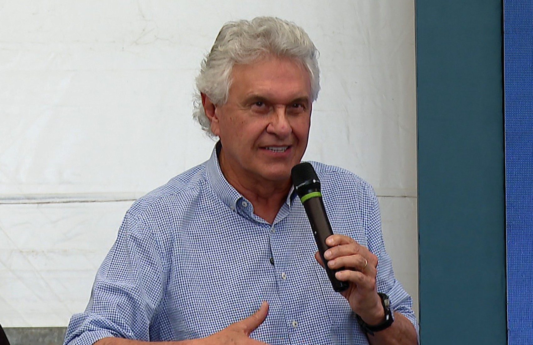 'Eu sou a raiz, não sou sabor agro', diz Caiado ao rivalizar com Flávio Bolsonaro por voto do agronegócio