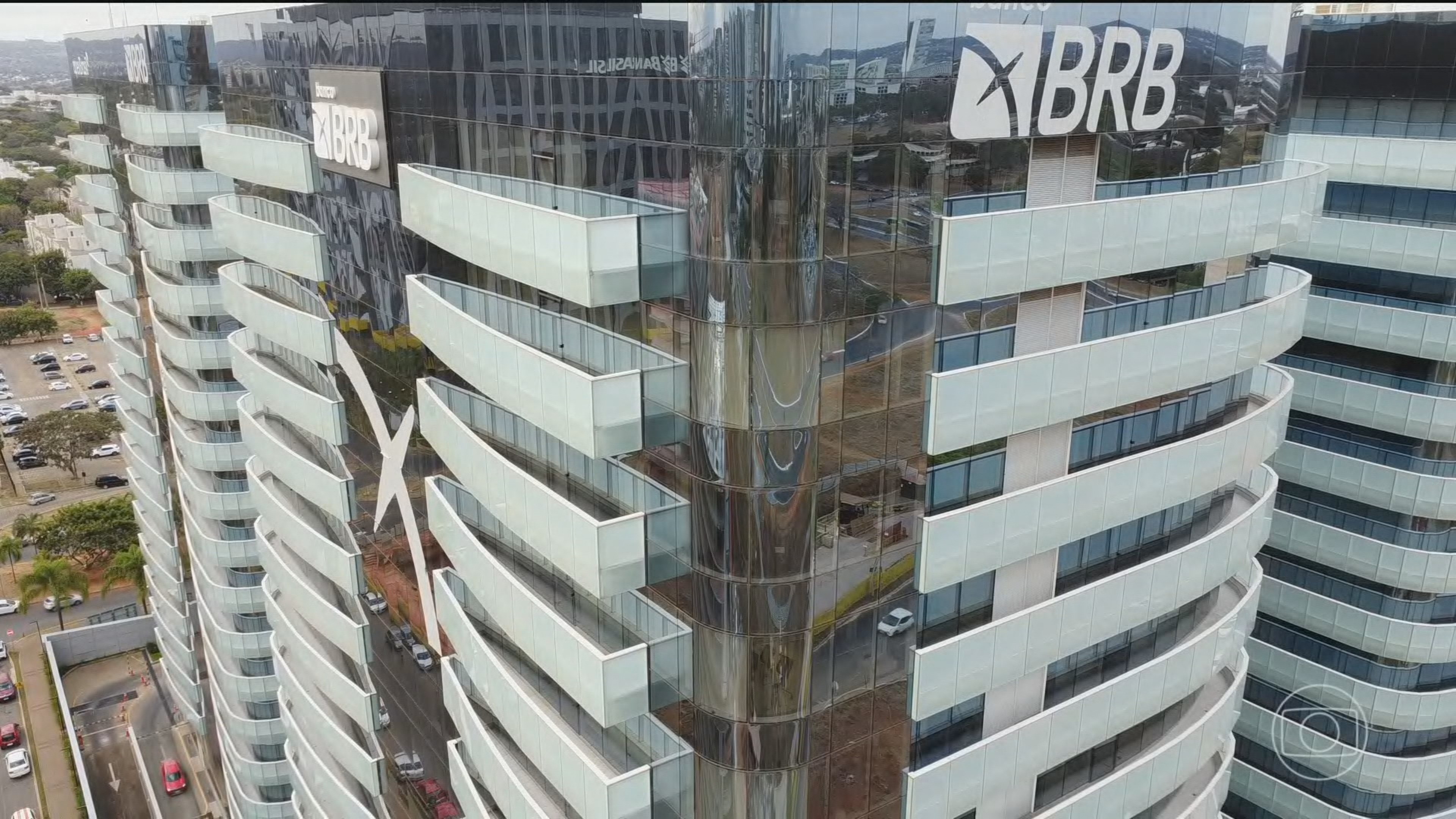 Fux marca nova audiência no STF sobre empréstimo bilionário para o BRB; crédito segue travado