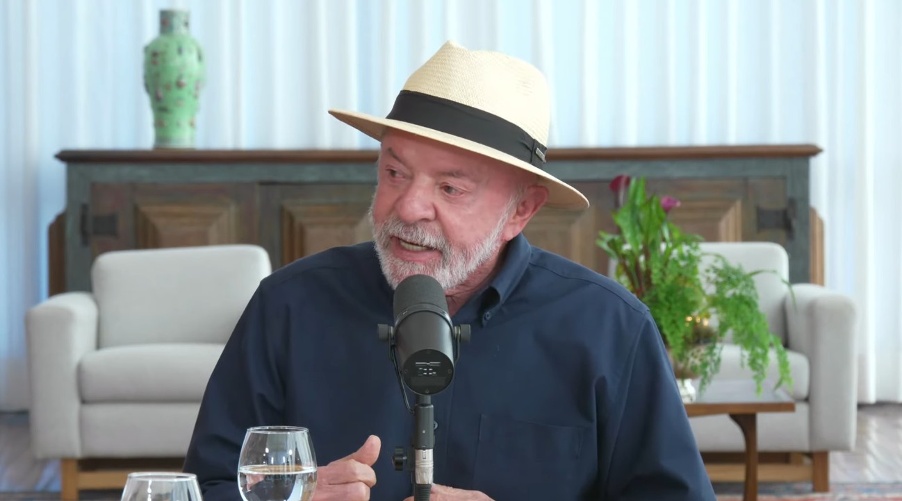 Lula diz confiar em Lulinha, mas afirma que não pedirá encerramento de investigação contra filho